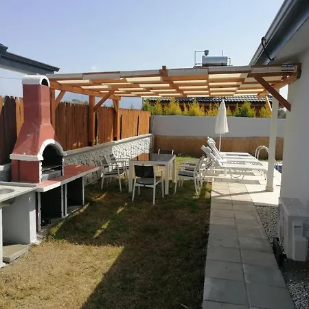 Villa Bloom Βίλα Φετιγιέ
